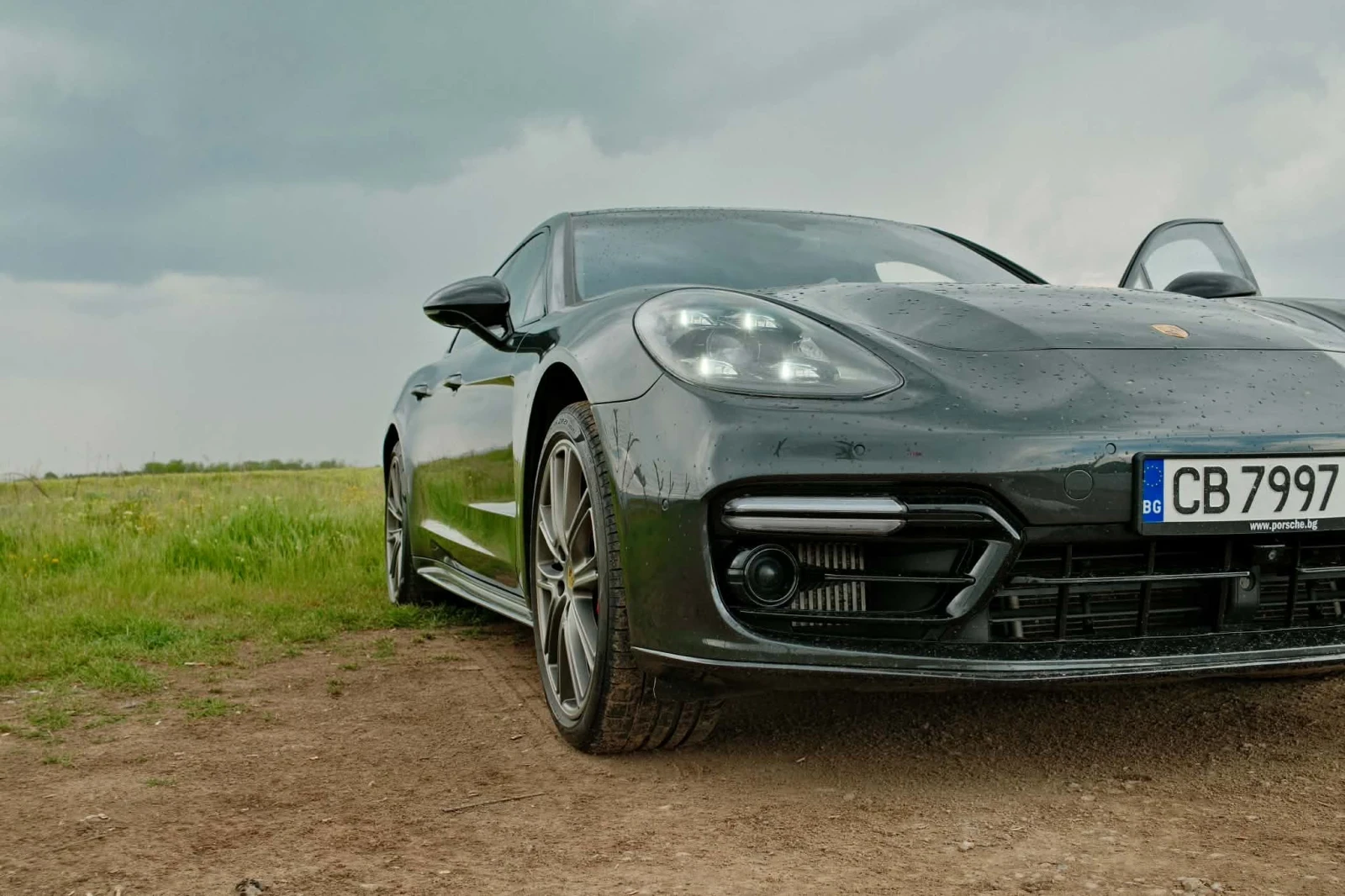 Porsche Panamera Turbo | Гаранция в Порше до 2030г, снимка 4 - Автомобили и джипове - 54575720