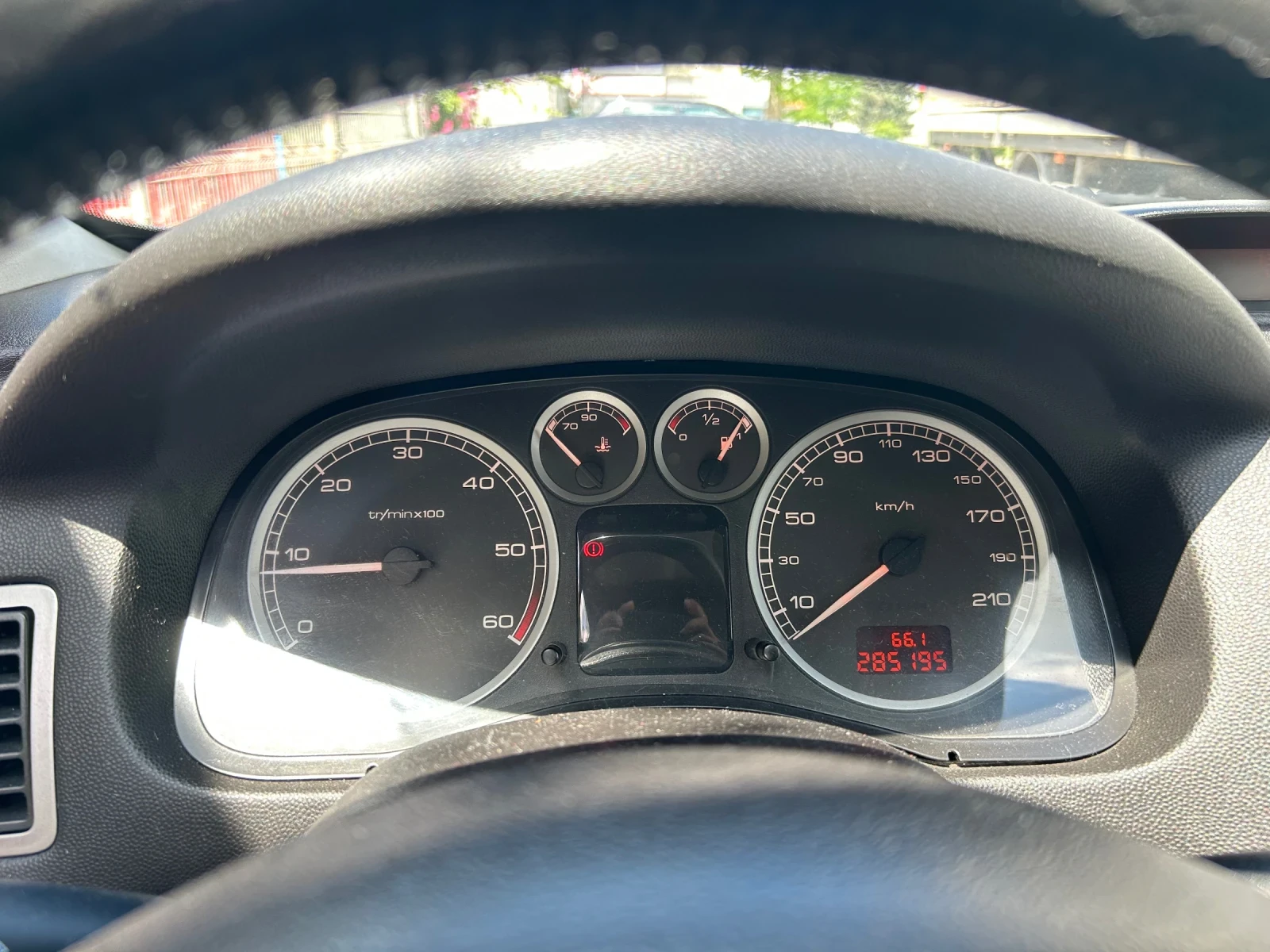 Peugeot 307 2.0HDI 110к.с, снимка 9 - Автомобили и джипове - 54829527
