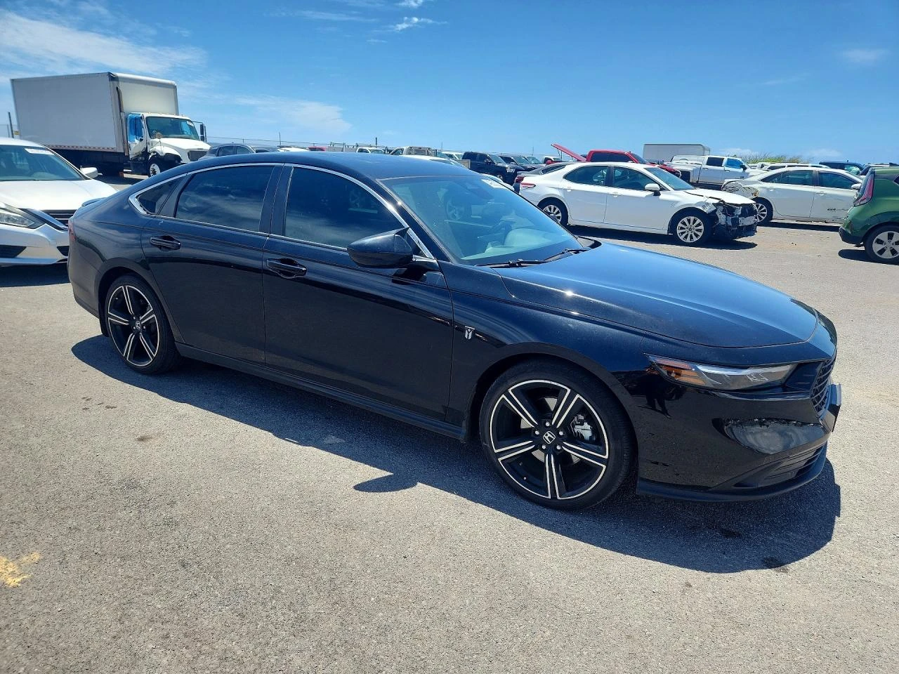 Honda Accord 2.0l Hybrid Sport, снимка 4 - Автомобили и джипове - 55107245