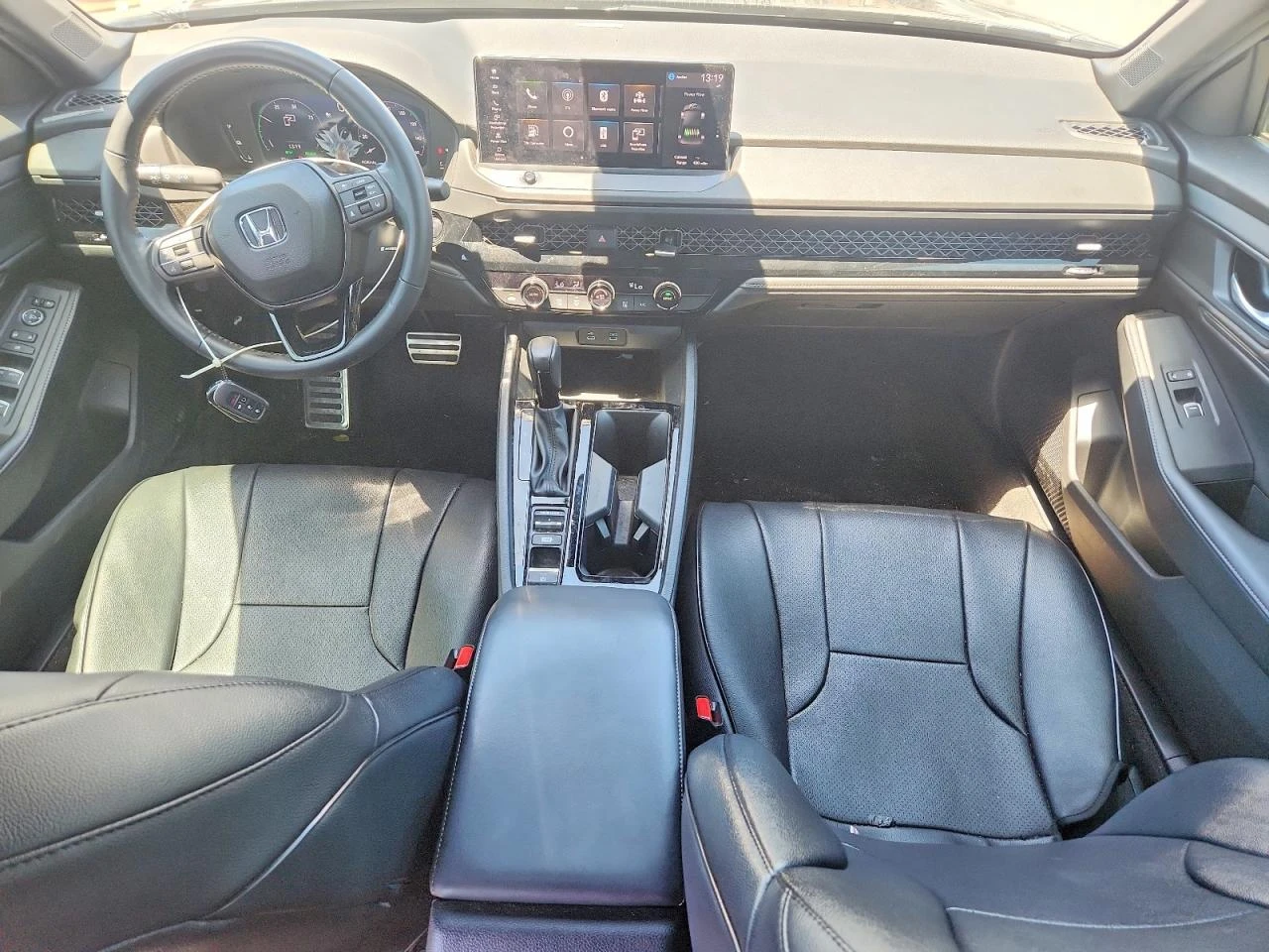 Honda Accord 2.0l Hybrid Sport, снимка 8 - Автомобили и джипове - 55107245
