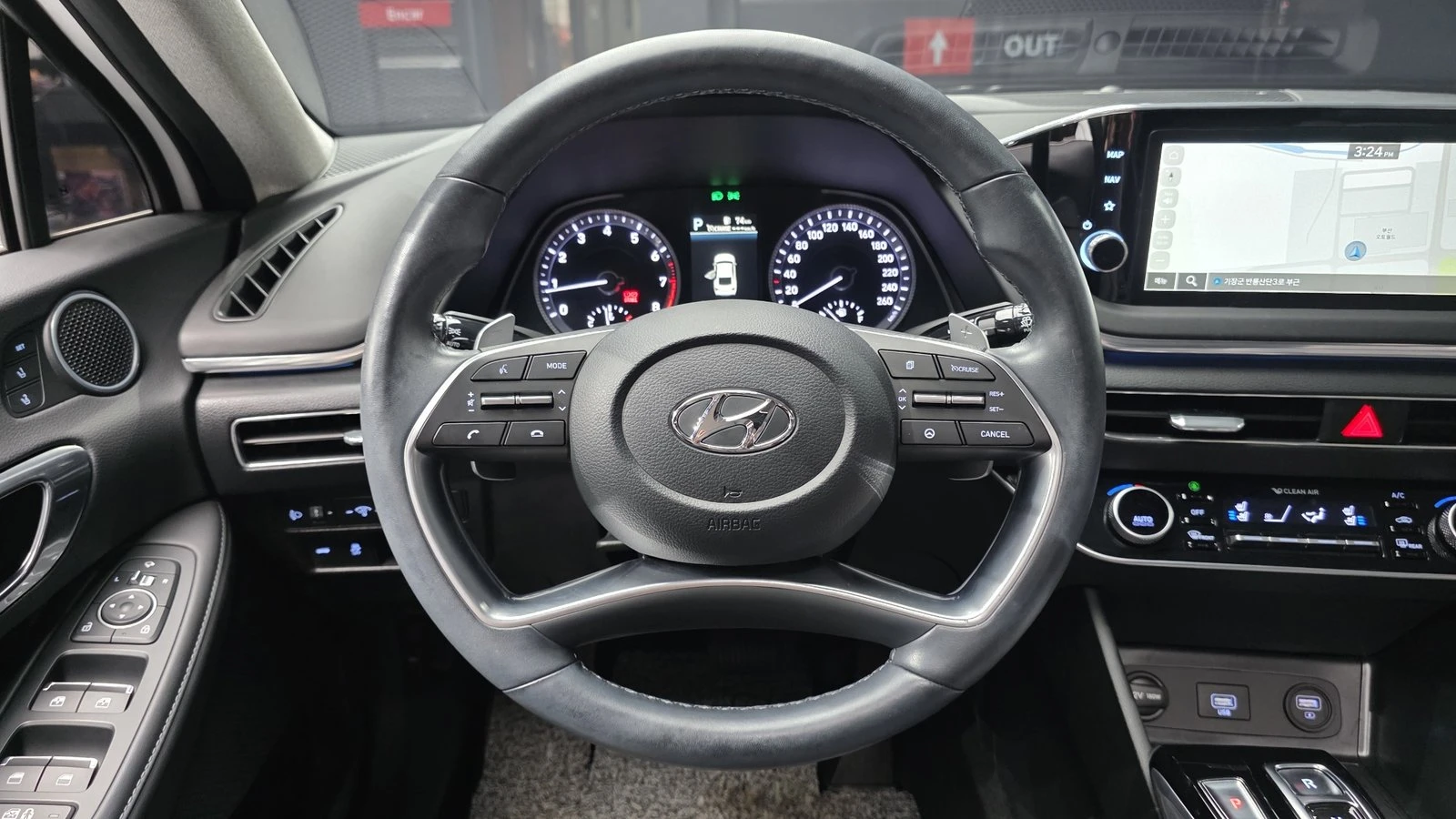 Hyundai Sonata 1.6T Premium Plus* BLIND SPOT* ЛЮК* КРАЙНА ЦЕНА, снимка 13 - Автомобили и джипове - 55243923