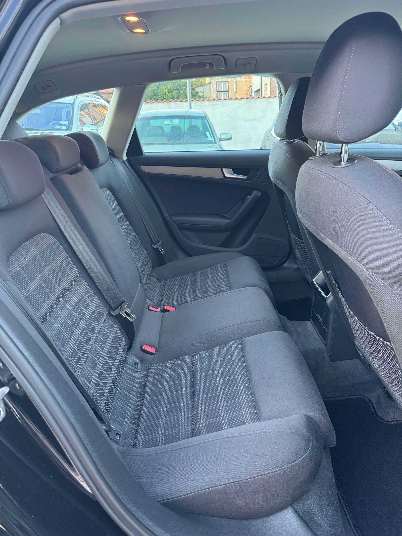 Audi A4 2, 0TDI 150k.c. Quattro!, снимка 11 - Автомобили и джипове - 55419601