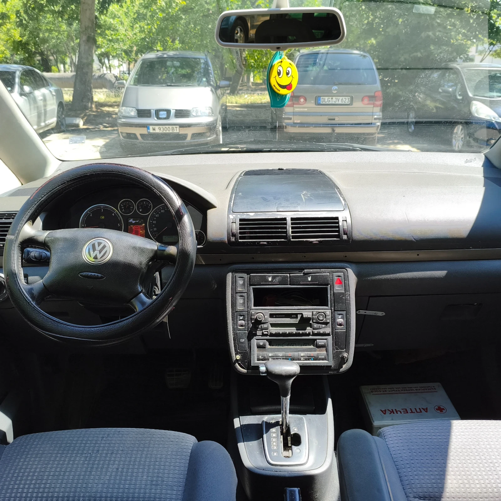 VW Sharan, снимка 11 - Автомобили и джипове - 55510752