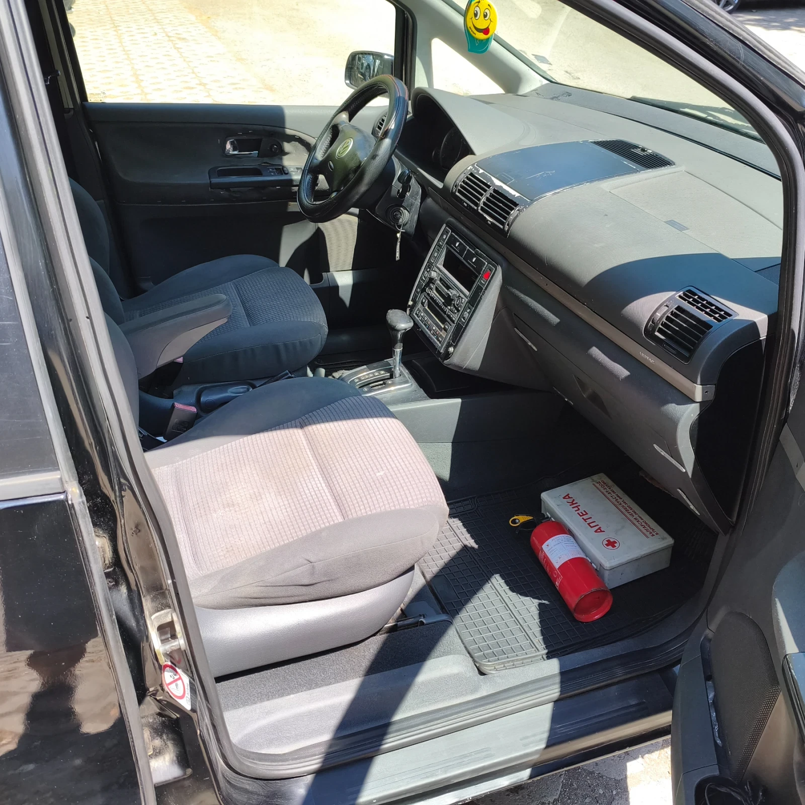 VW Sharan, снимка 9 - Автомобили и джипове - 55510752
