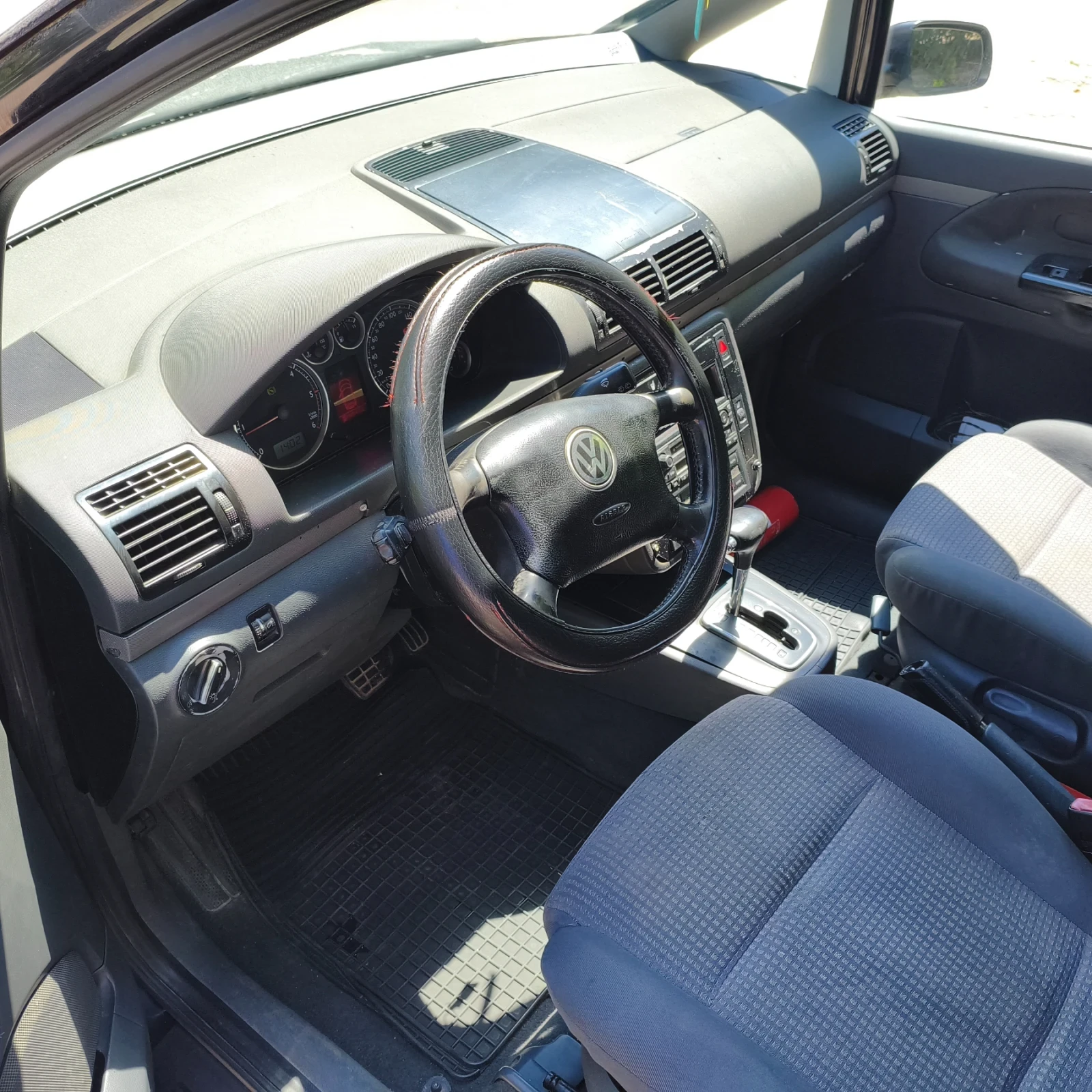 VW Sharan, снимка 10 - Автомобили и джипове - 55510752