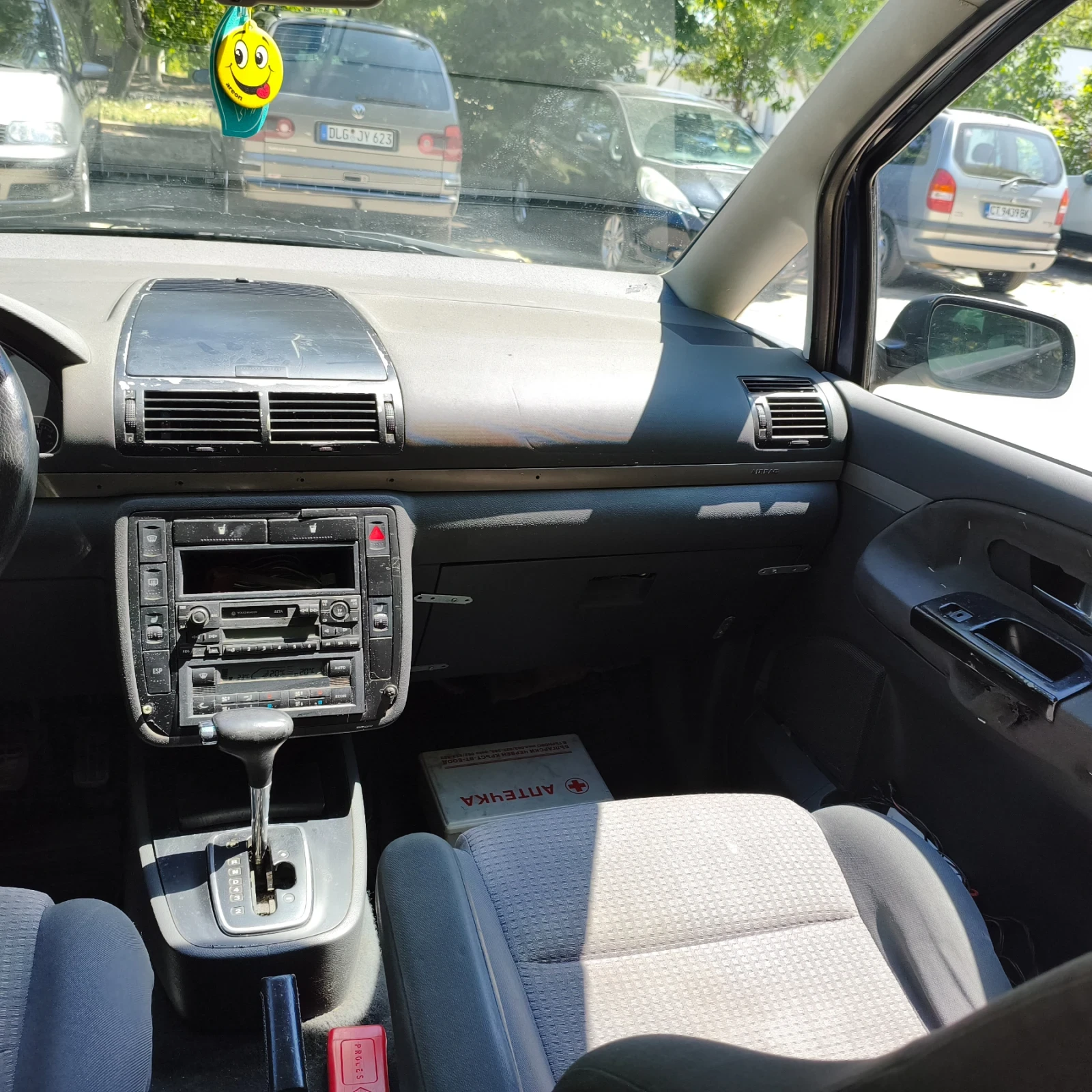 VW Sharan, снимка 12 - Автомобили и джипове - 55510752