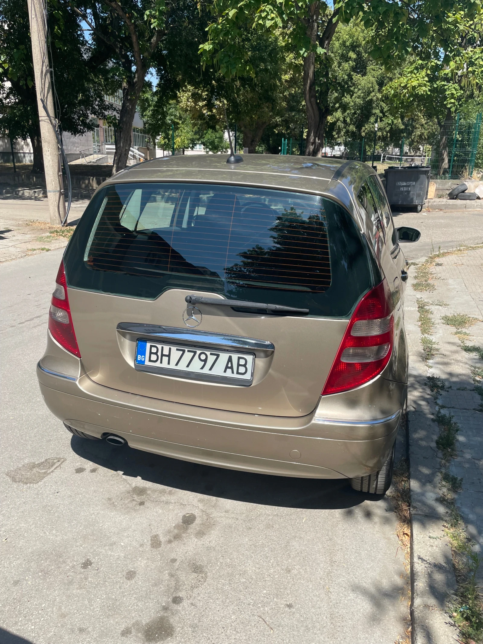 Mercedes-Benz A 180, снимка 4 - Автомобили и джипове - 55738585