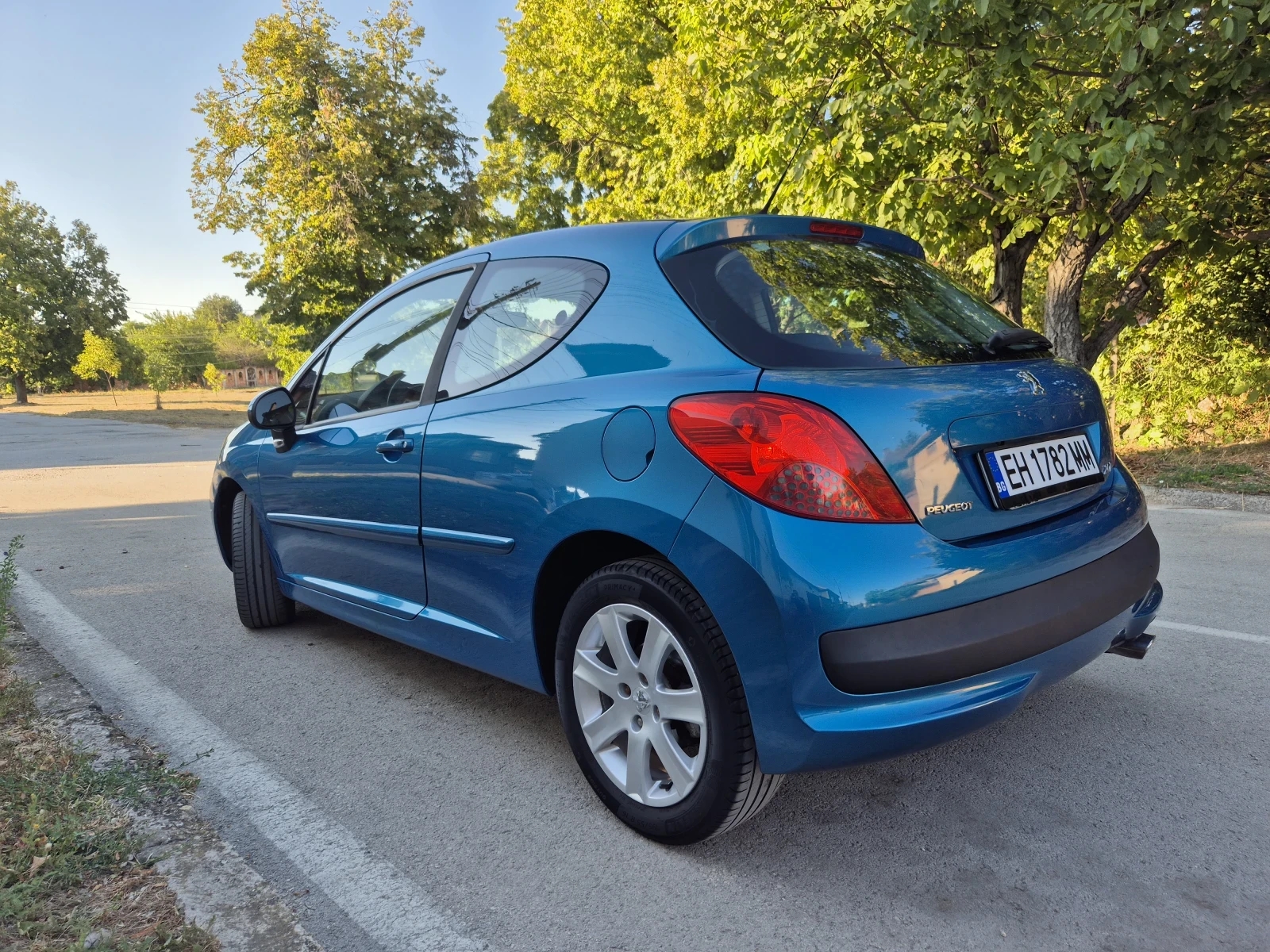 Peugeot 207 1.6HDI, снимка 8 - Автомобили и джипове - 55741770