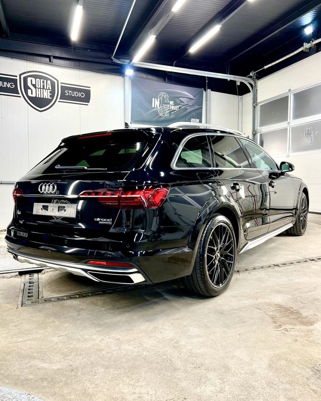Audi A4 Allroad 45 TFSI ultra quattro 245 к.с., снимка 3 - Автомобили и джипове - 55773614