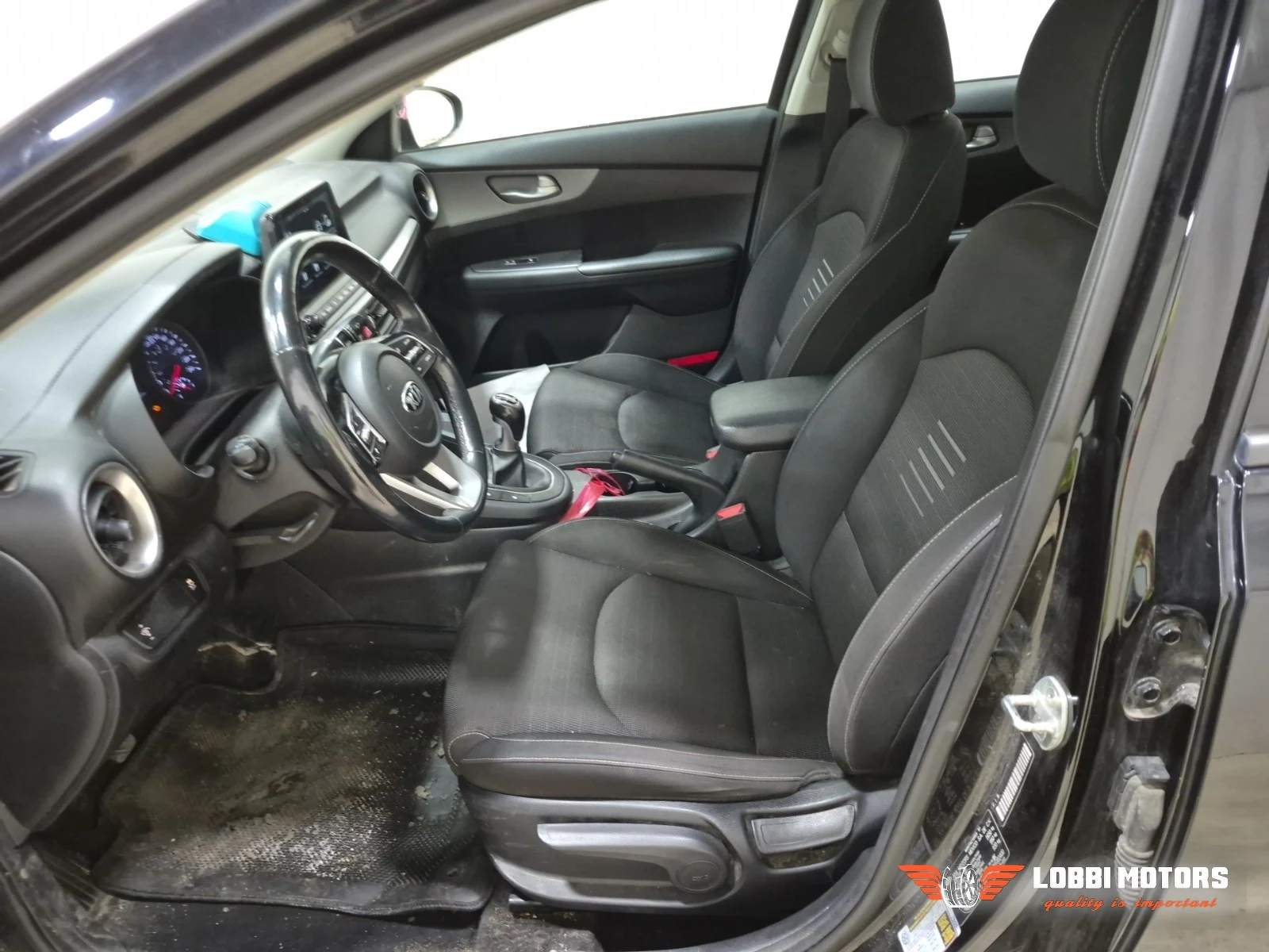 Kia Forte, снимка 5 - Автомобили и джипове - 55955781