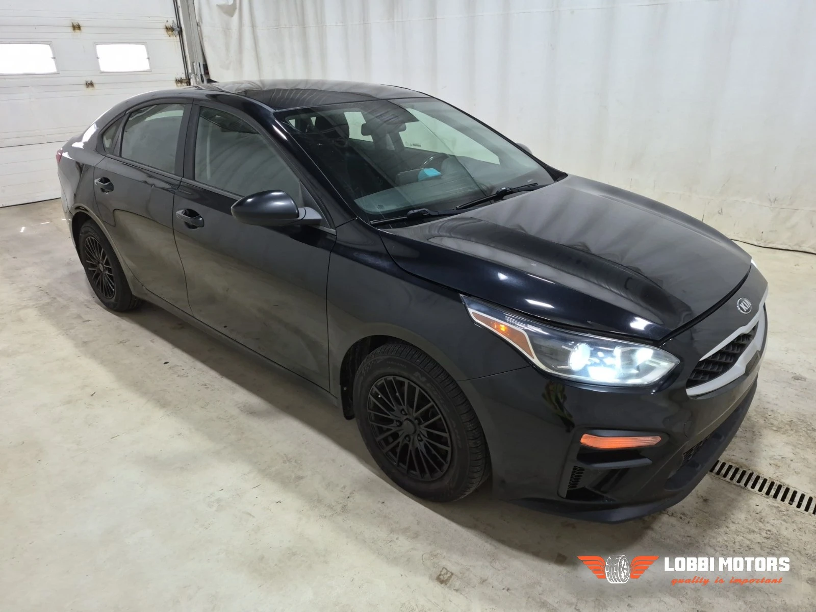 Kia Forte, снимка 2 - Автомобили и джипове - 55955781