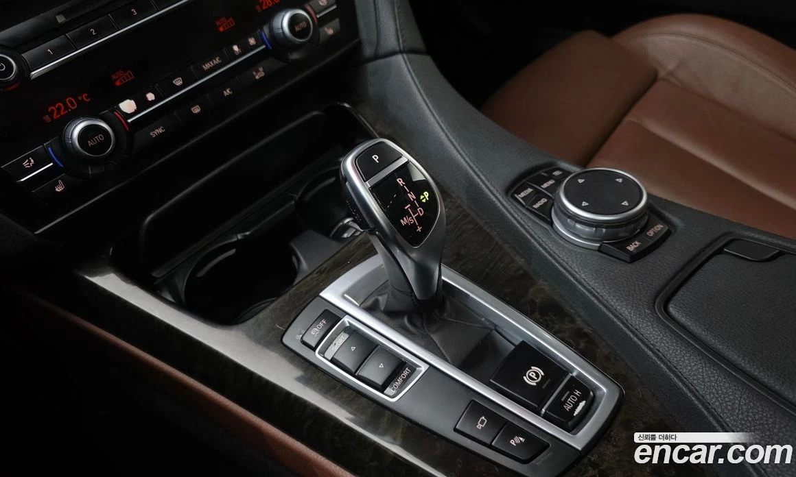 BMW 640 640i Gran Coupe, снимка 9 - Автомобили и джипове - 56157269