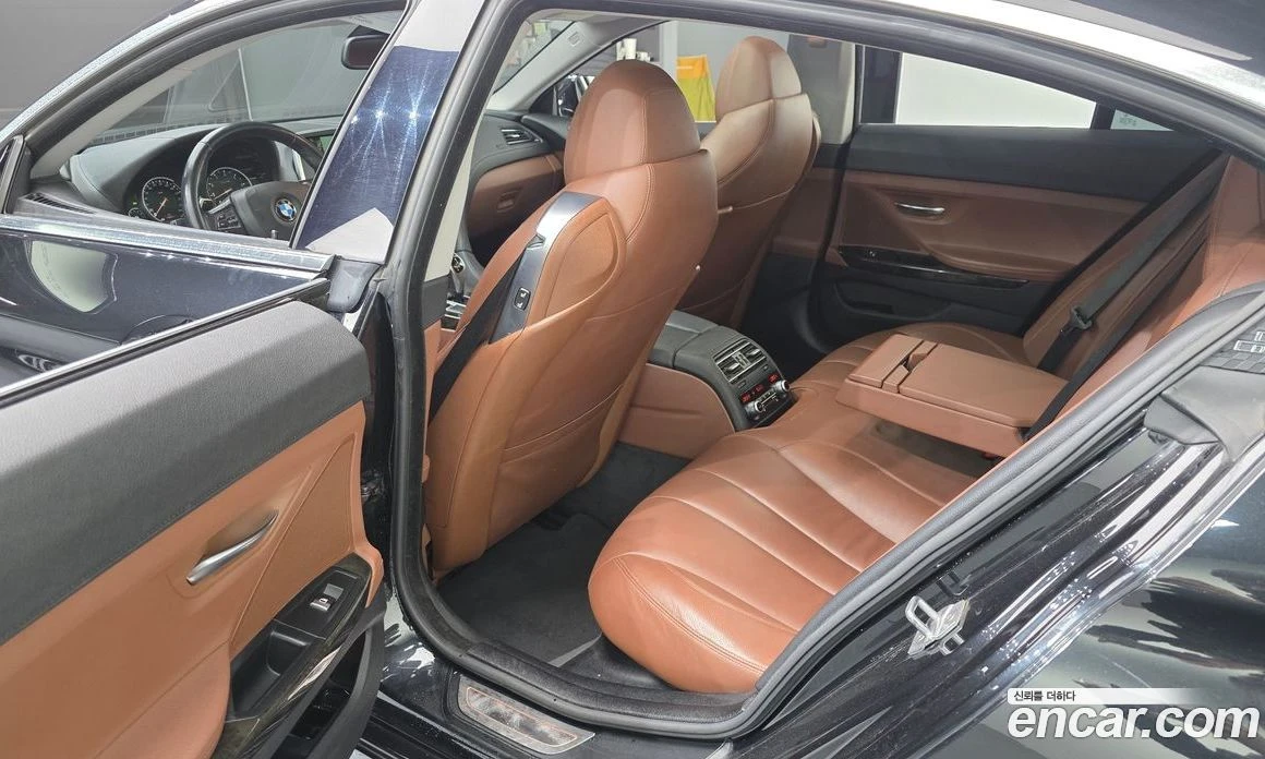BMW 640 640i Gran Coupe, снимка 11 - Автомобили и джипове - 56157269