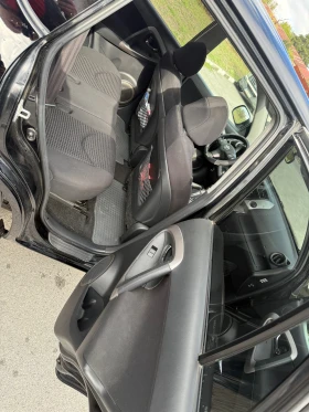Обява за продажба на Toyota Rav4 2.2 D4D ~14 300 лв. - изображение 11