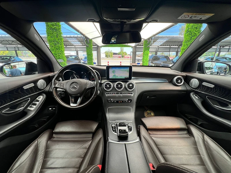 Mercedes-Benz GLC 250 COUPE/AMG LINE/BURMESTER/360КАМЕРА/HEAD UP/ПОДГРЕВ, снимка 8 - Автомобили и джипове - 51510992