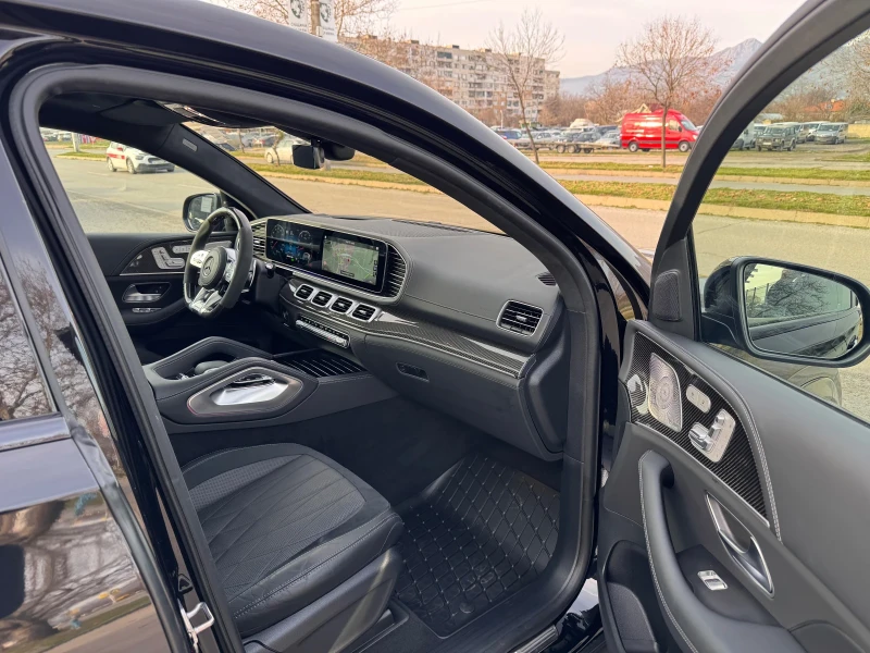 Mercedes-Benz GLE 63 S AMG Coupe 4MATIC+ * Carbon* HUD* Panorama* Burmester* , снимка 10 - Автомобили и джипове - 52845596