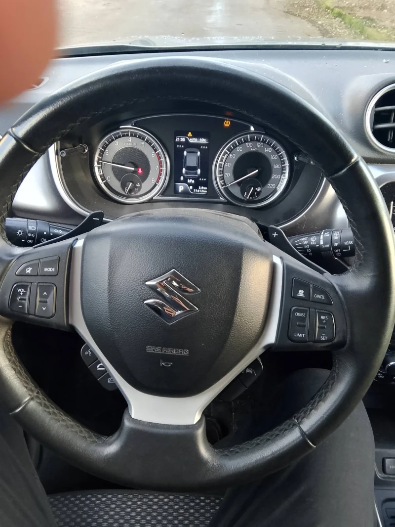 Suzuki Vitara, снимка 9 - Автомобили и джипове - 52868683