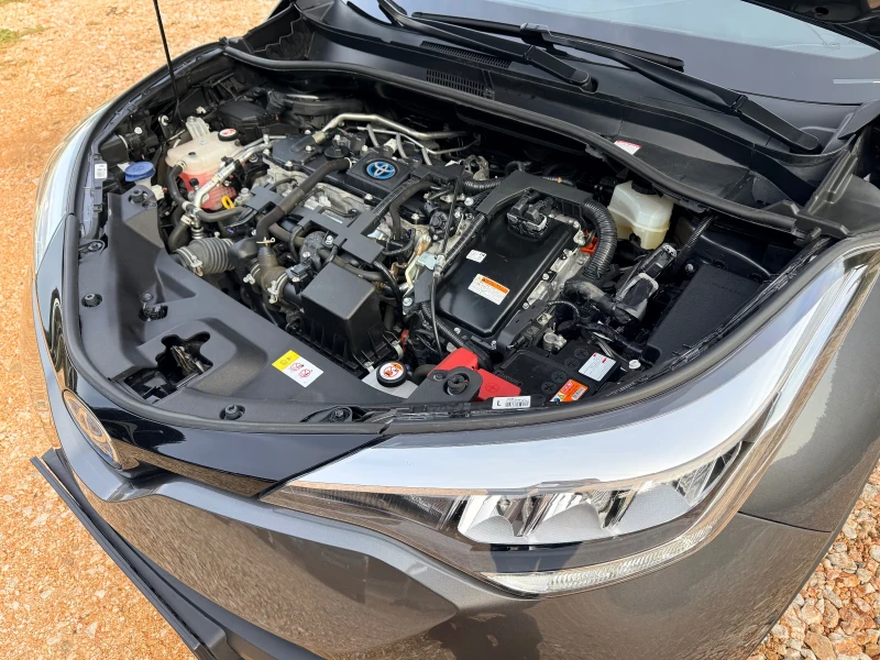 Toyota C-HR CLUB* BiTone* 54000КМ!* В ГАРАНЦИЯ!* ОБСЛУЖЕНА* FA, снимка 17 - Автомобили и джипове - 52932686