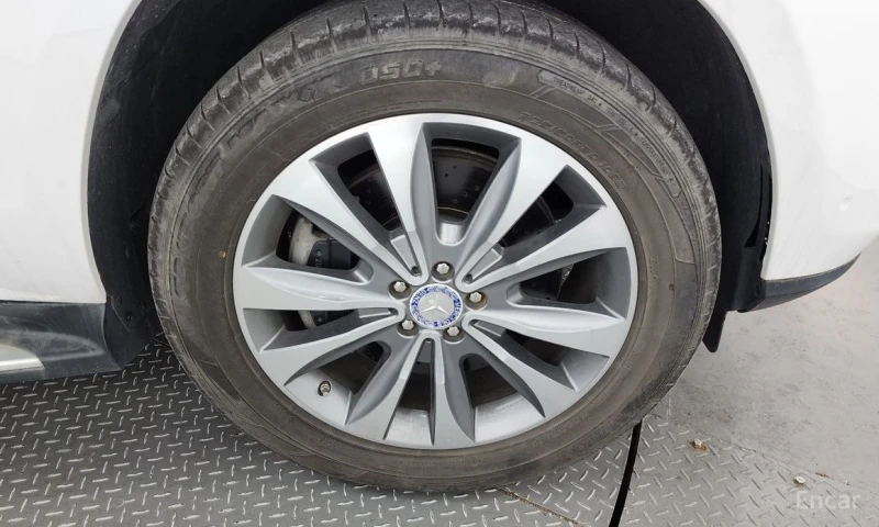 Mercedes-Benz GL 450, снимка 5 - Автомобили и джипове - 53204038