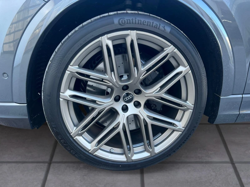 Audi RSQ8 /FACELIFT/CARBON/B&O/HEAD UP/PANO/360/, снимка 7 - Автомобили и джипове - 53281645