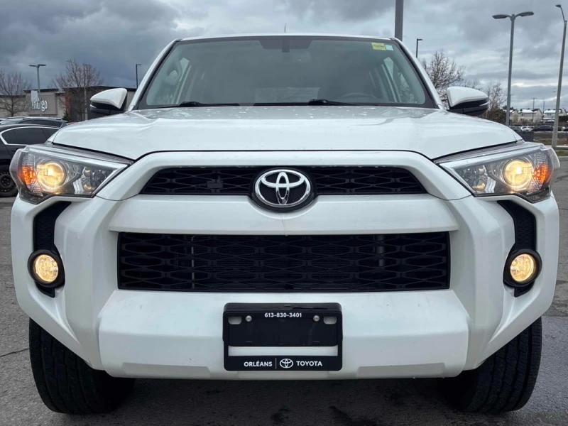 Toyota 4runner 4WD  CARFAX, снимка 6 - Автомобили и джипове - 53465599
