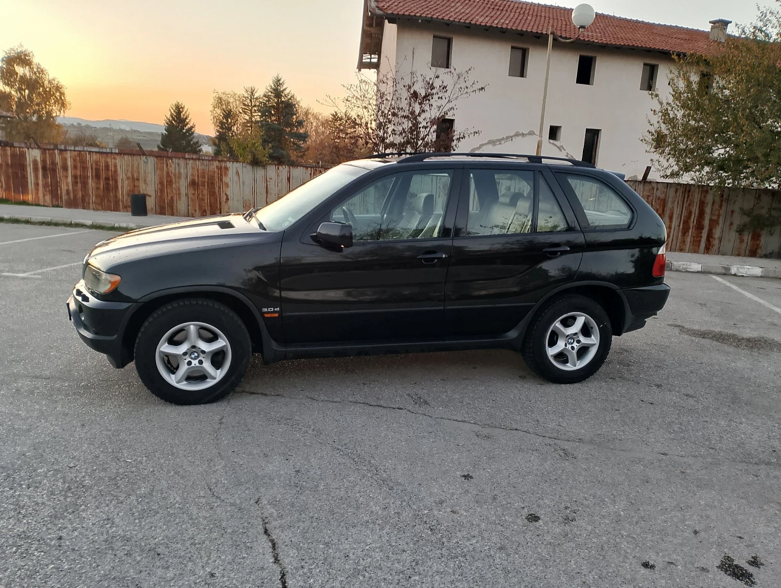 BMW X5 3000 - изображение 3