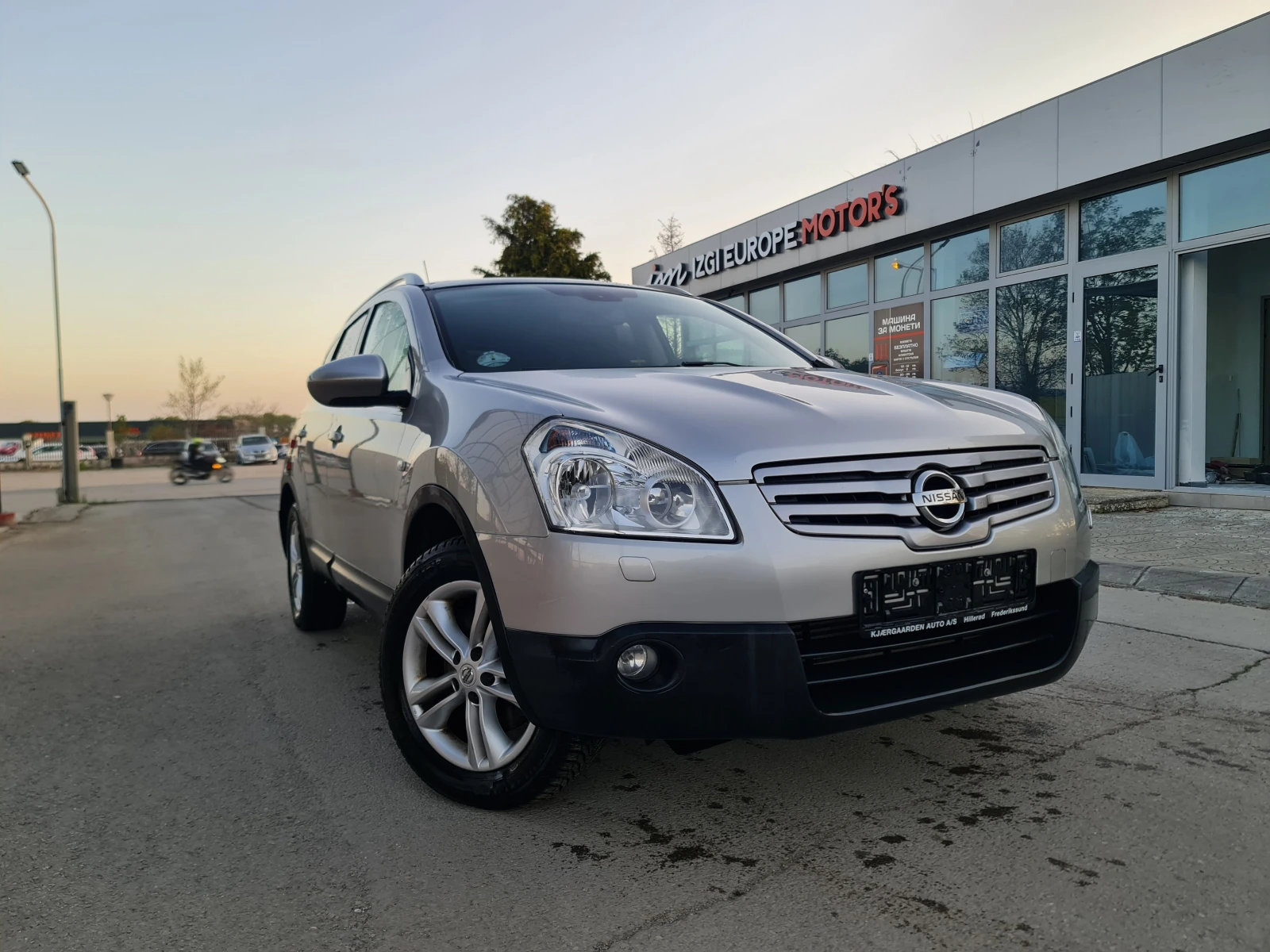 Nissan Qashqai УНИКАТ/4x4/7m - изображение 3