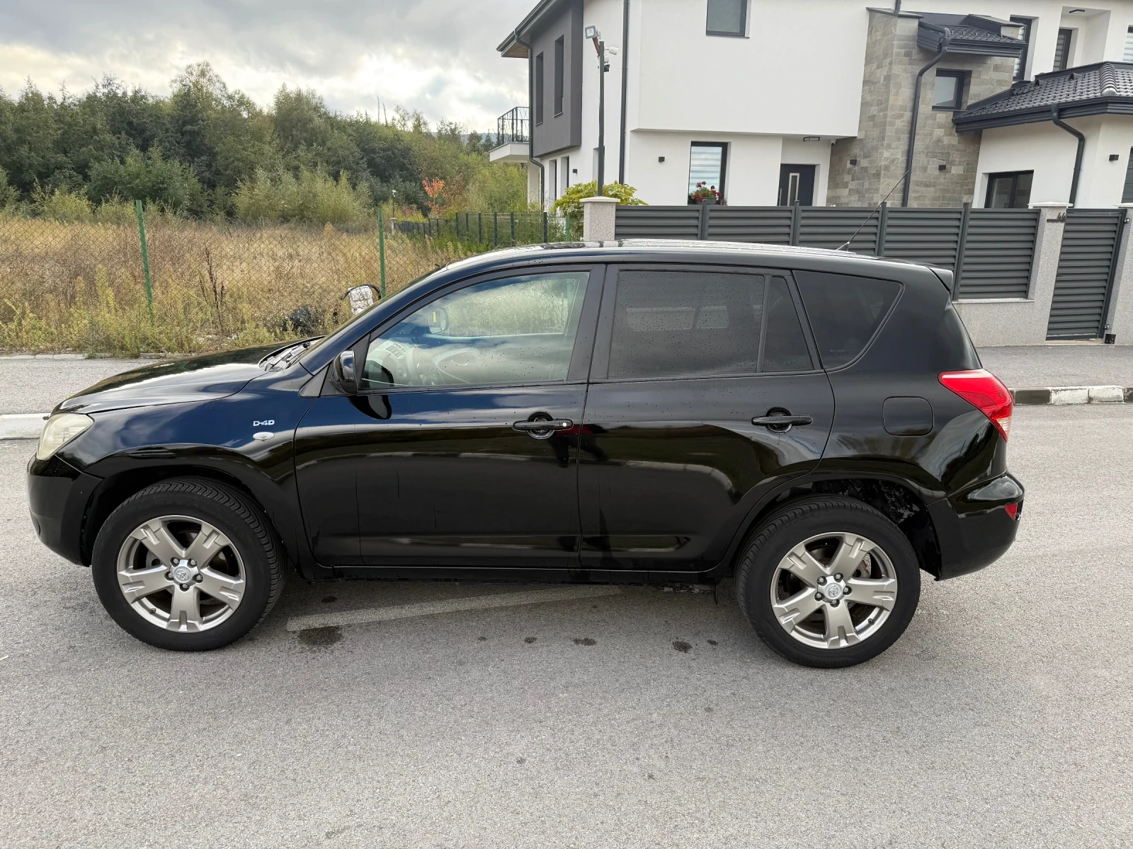 Toyota Rav4 2.2 D4D - изображение 8