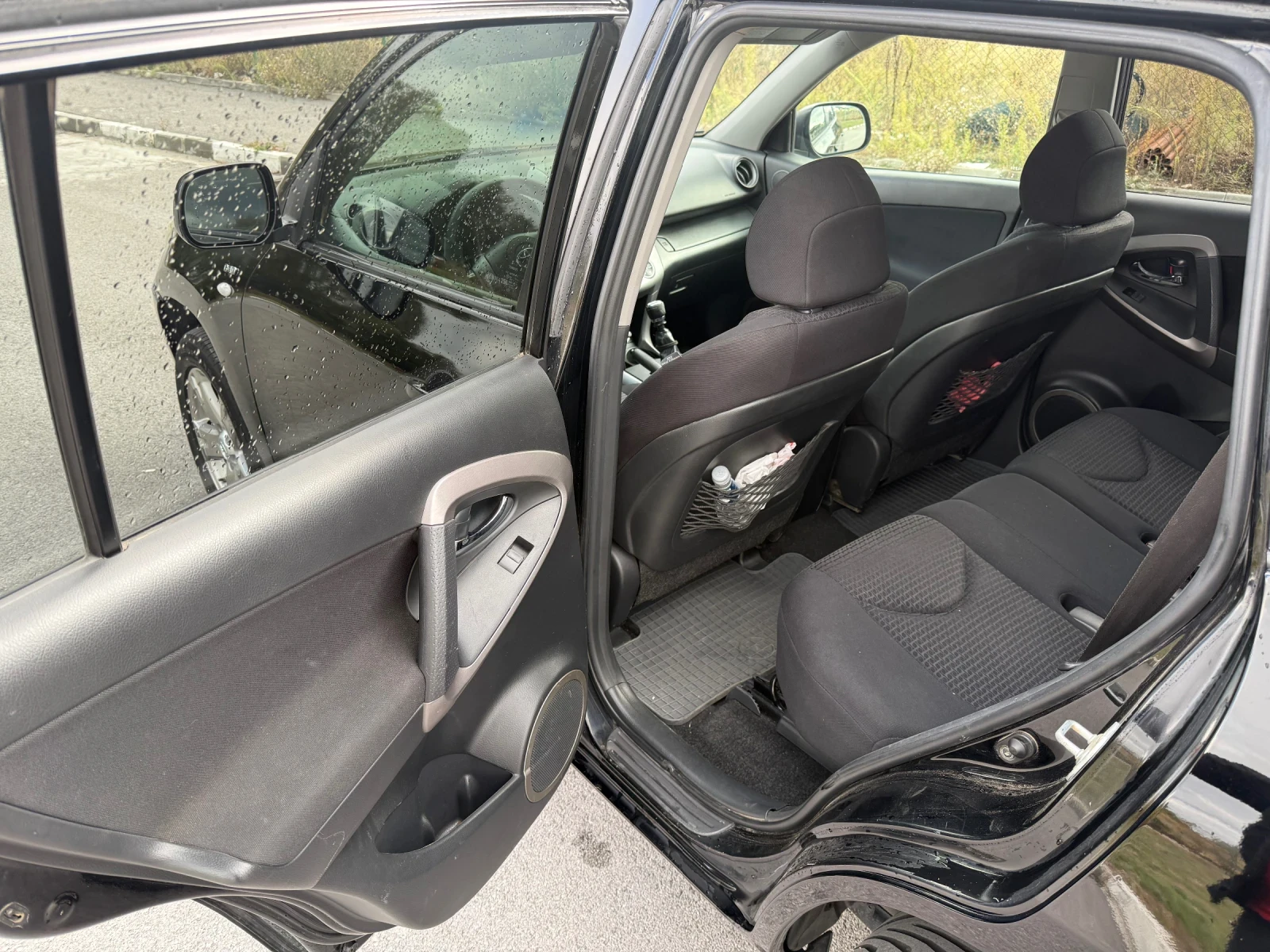 Toyota Rav4 2.2 D4D - изображение 10