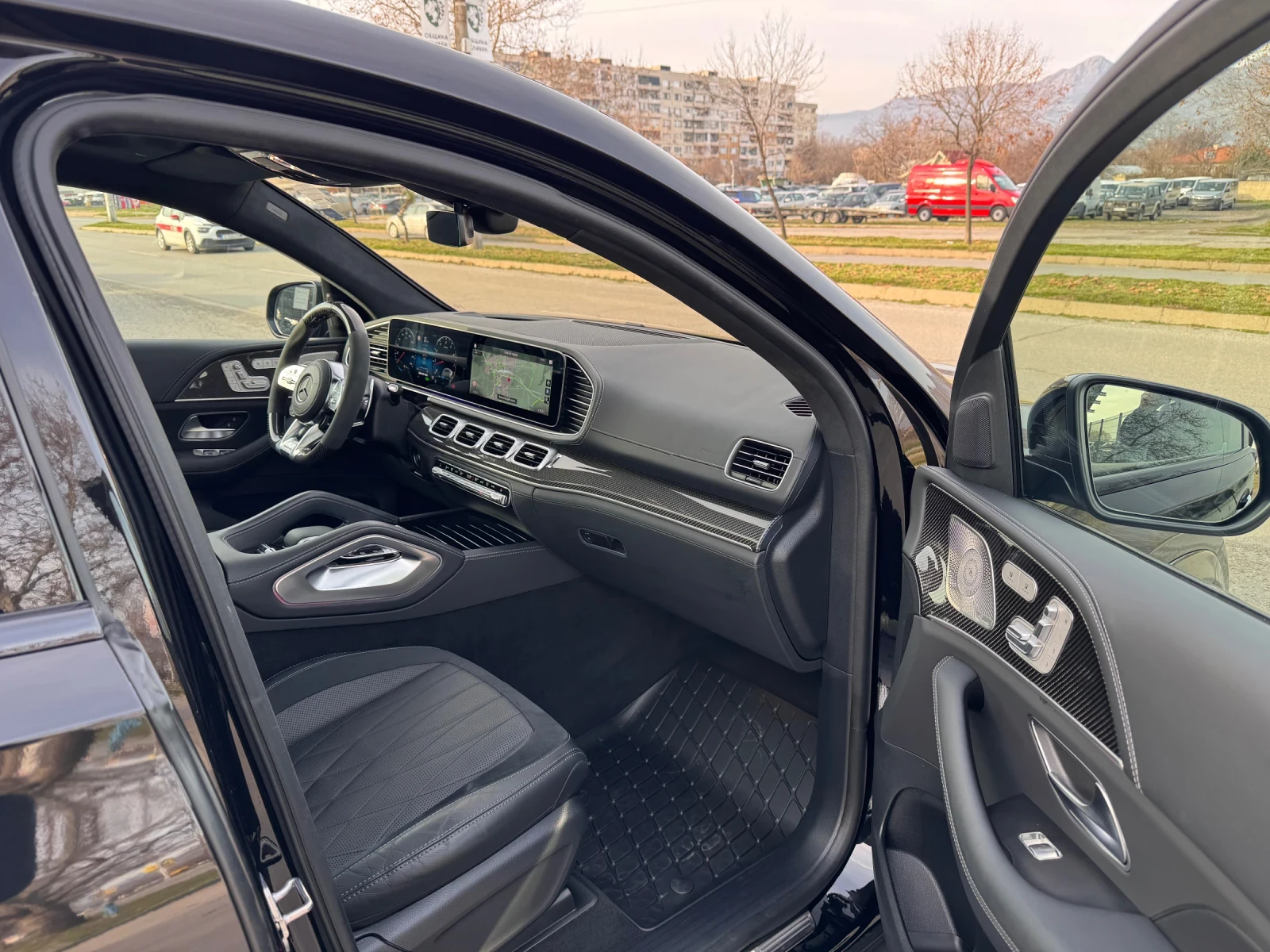 Mercedes-Benz GLE 63 S AMG Coupe 4MATIC+ * Carbon* HUD* Panorama* Burmester*  - изображение 10