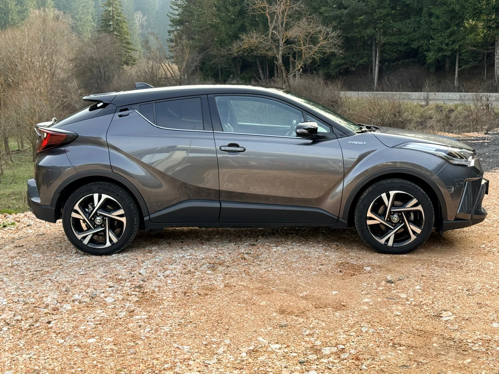 Toyota C-HR CLUB* BiTone* 54000��!* � ��������!* ���������* FA | Mobile.bg � ����������� 2