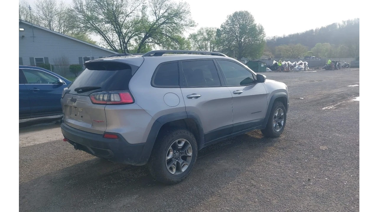 Jeep Cherokee TRAILHAWK 4X4, снимка 5 - Автомобили и джипове - 54411509