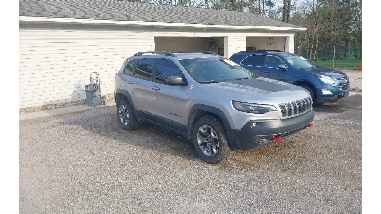 Jeep Cherokee TRAILHAWK 4X4, снимка 3 - Автомобили и джипове - 54411509