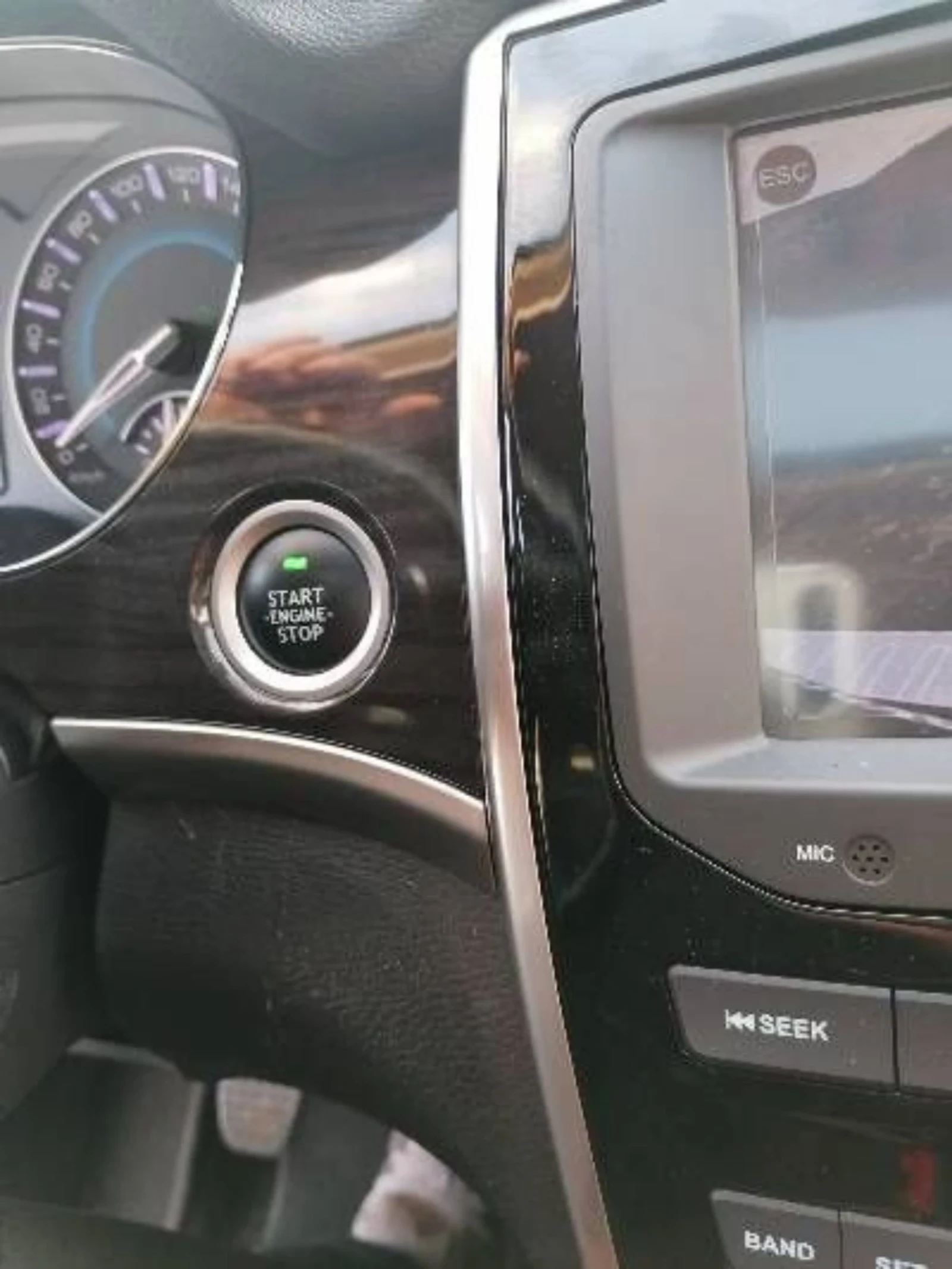 Haval H2 1.5iT, снимка 4 - Автомобили и джипове - 54770842