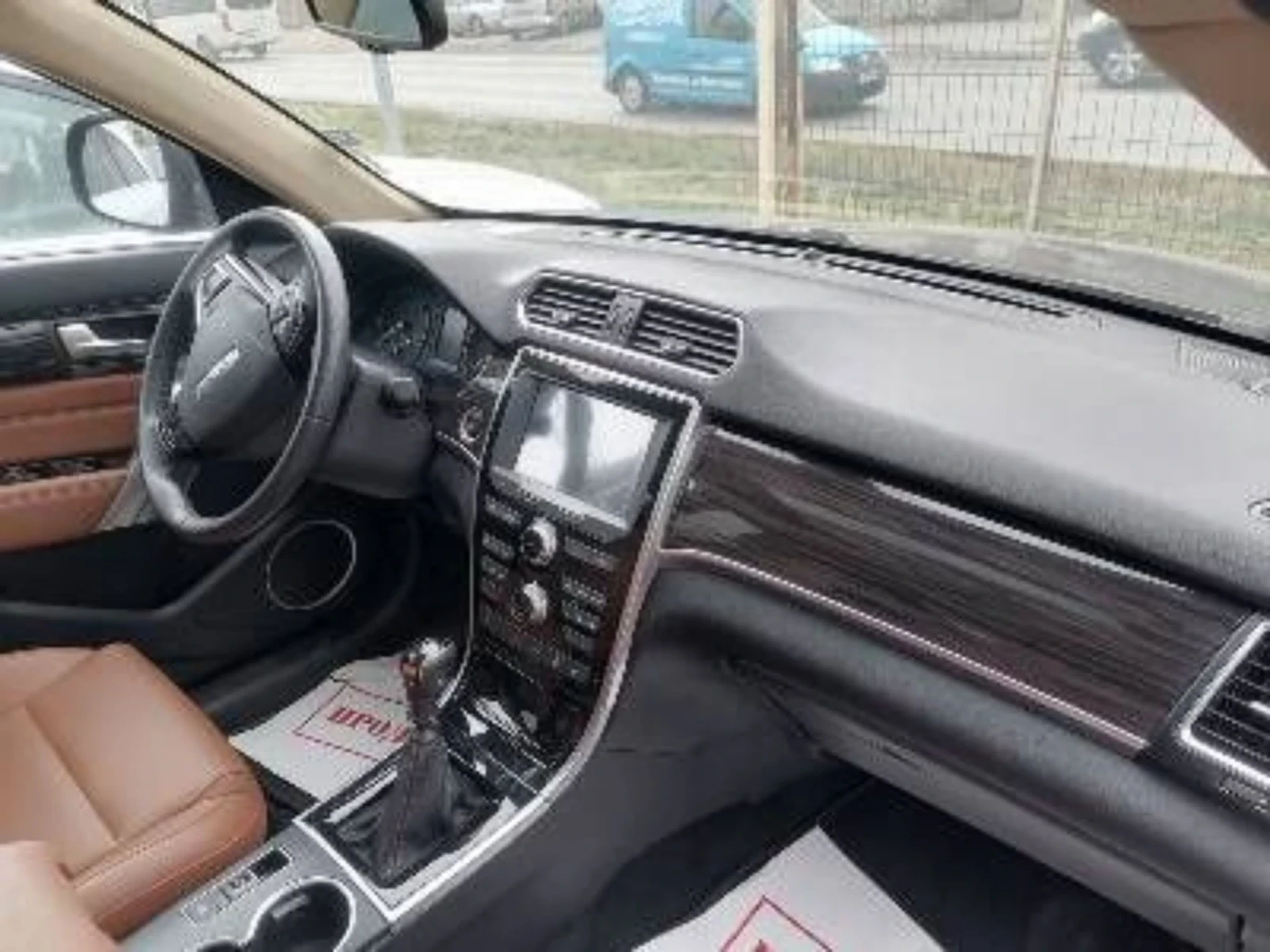Haval H2 1.5iT, снимка 3 - Автомобили и джипове - 54770842