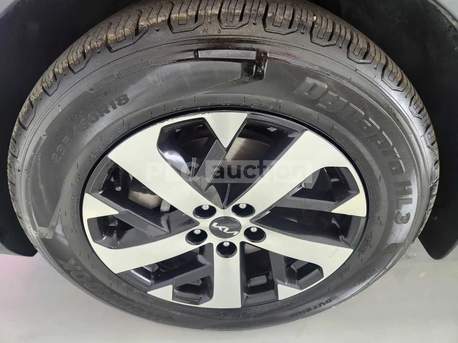 Kia Sorento 2.2 4x4| КАМЕРА| DISTRONIC| ОБДУХ| ВКЛ.ТЕХНОТЕСТ, снимка 15 - Автомобили и джипове - 54880070