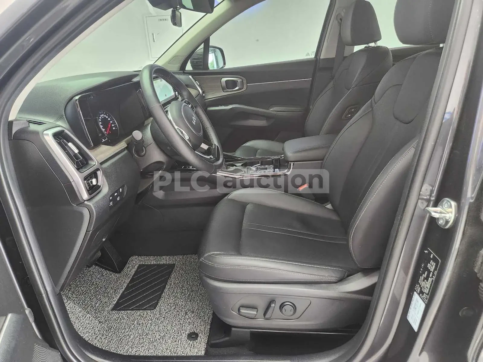 Kia Sorento 2.2 4x4| КАМЕРА| DISTRONIC| ОБДУХ| ВКЛ.ТЕХНОТЕСТ, снимка 4 - Автомобили и джипове - 54880070