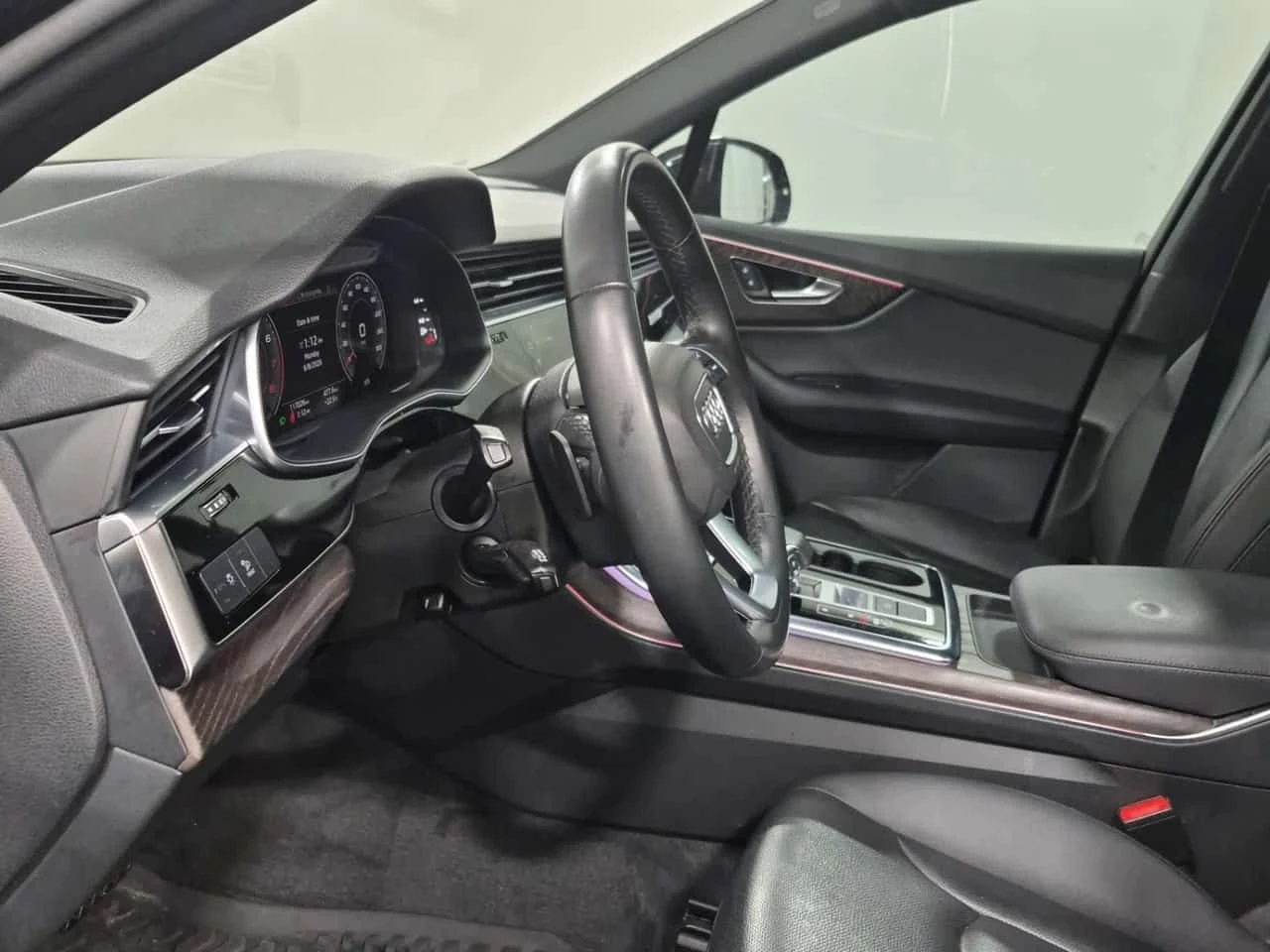 Audi Q7 * 2 КЛЮЧА * ОБДУХВАНЕ * ПАНОРАМА * АВТОКРЕДИТ * , снимка 11 - Автомобили и джипове - 54941314