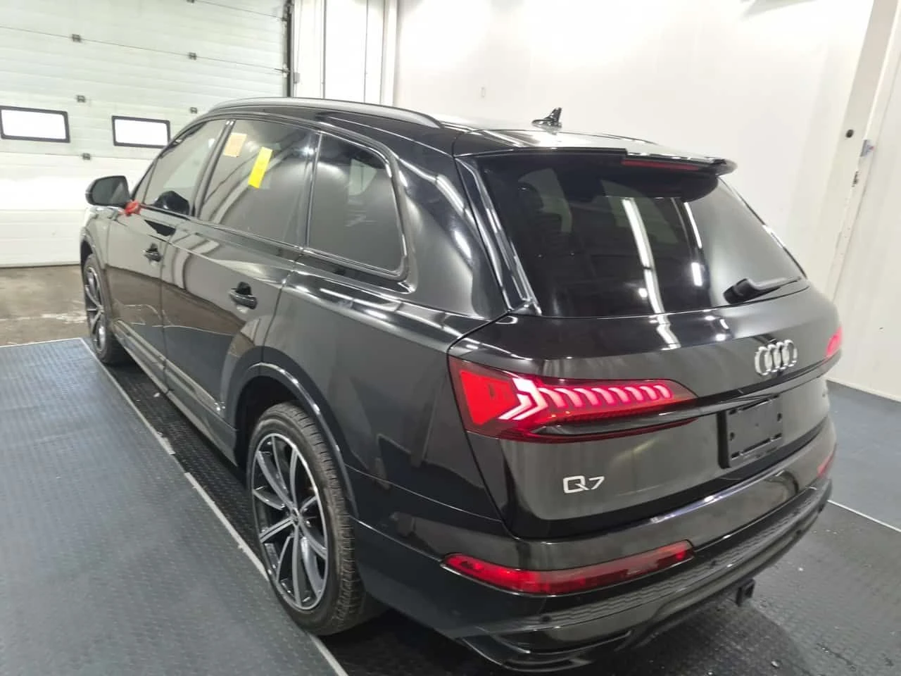 Audi Q7 * 2 КЛЮЧА * ОБДУХВАНЕ * ПАНОРАМА * АВТОКРЕДИТ * , снимка 5 - Автомобили и джипове - 54941314