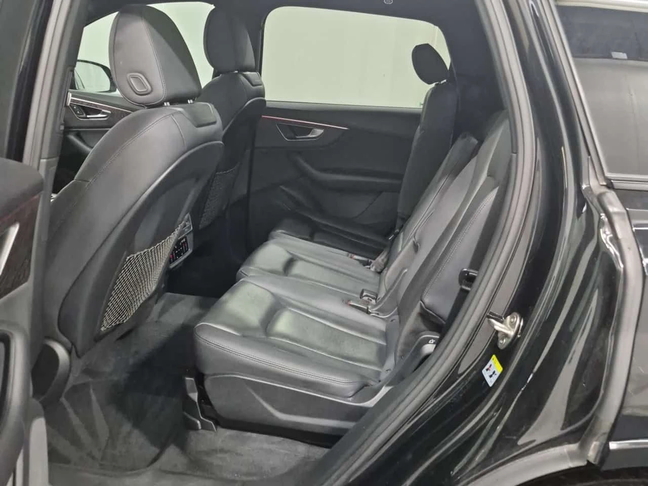Audi Q7 * 2 КЛЮЧА * ОБДУХВАНЕ * ПАНОРАМА * АВТОКРЕДИТ * , снимка 13 - Автомобили и джипове - 54941314