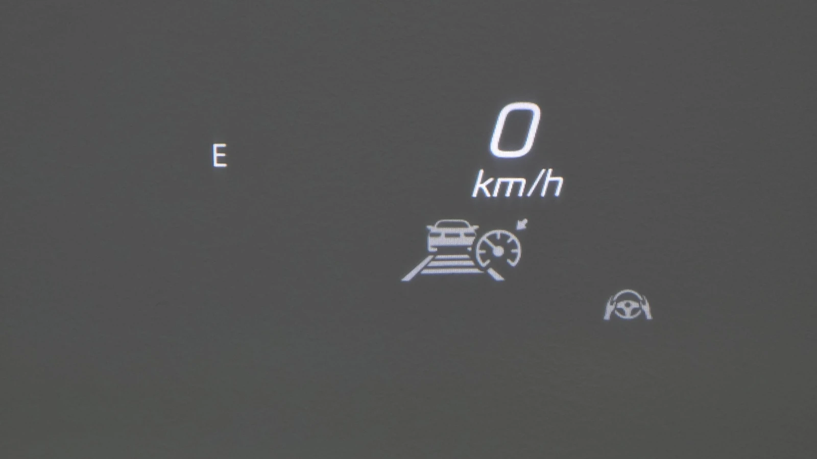 Mercedes-Benz GLE 400 d / DISTRONIC / 360 / AMBIENT / ОБДУХВАНЕ , снимка 8 - Автомобили и джипове - 55394989