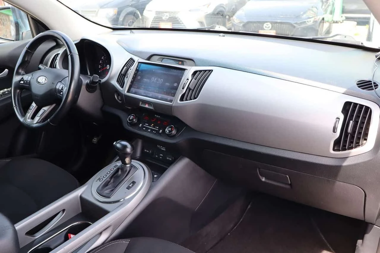 Kia Sportage * EX AWD | NO ACCIDENT | LOADED | SAFETY CERTIFICA, снимка 11 - Автомобили и джипове - 55421568