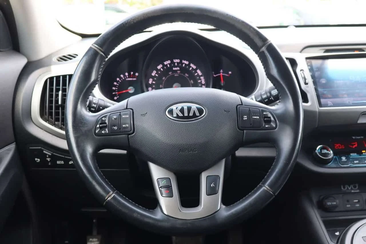 Kia Sportage * EX AWD | NO ACCIDENT | LOADED | SAFETY CERTIFICA, снимка 10 - Автомобили и джипове - 55421568