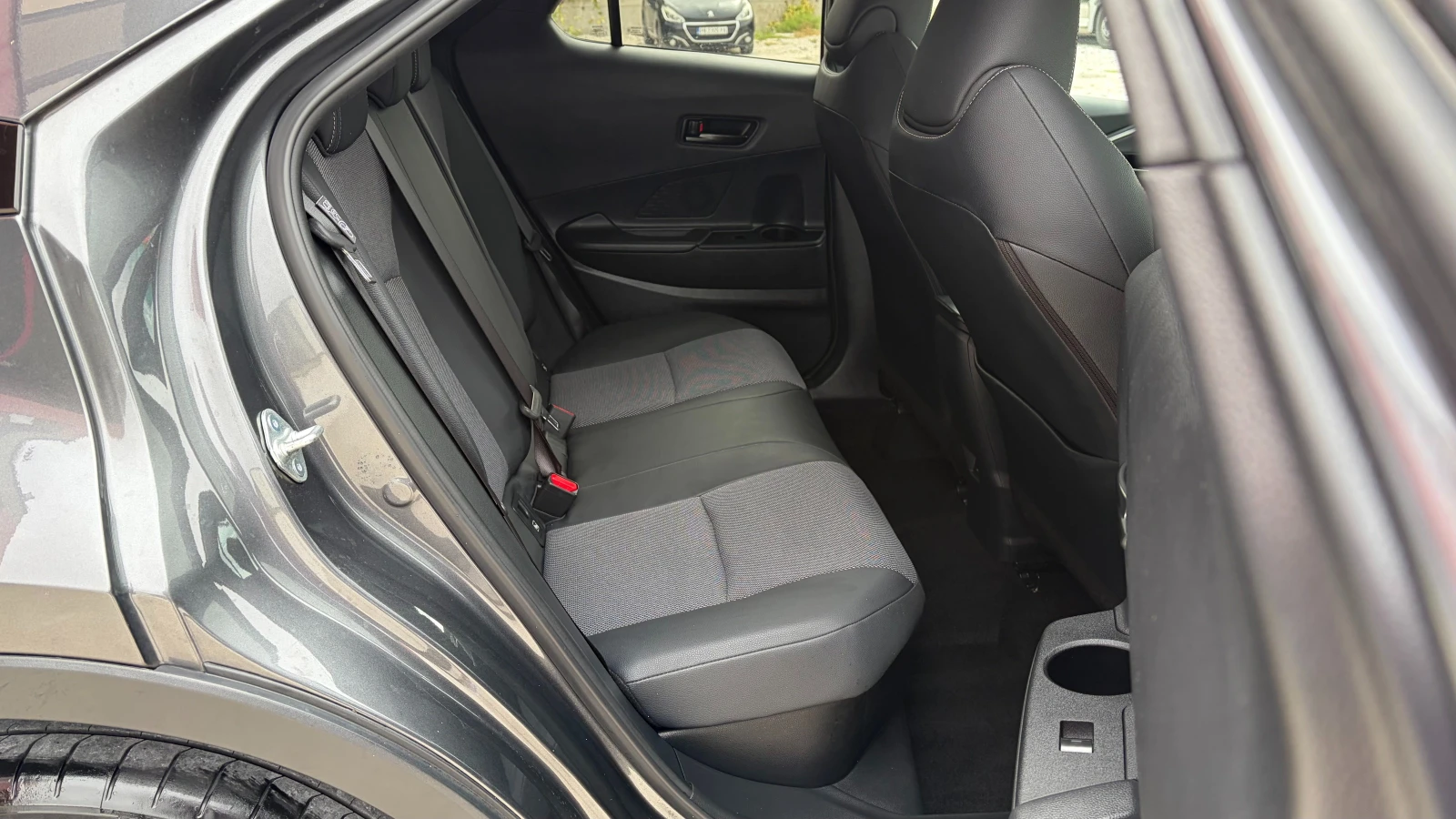 Toyota C-HR 1.8 HEV | Mobile.bg � ����������� 11