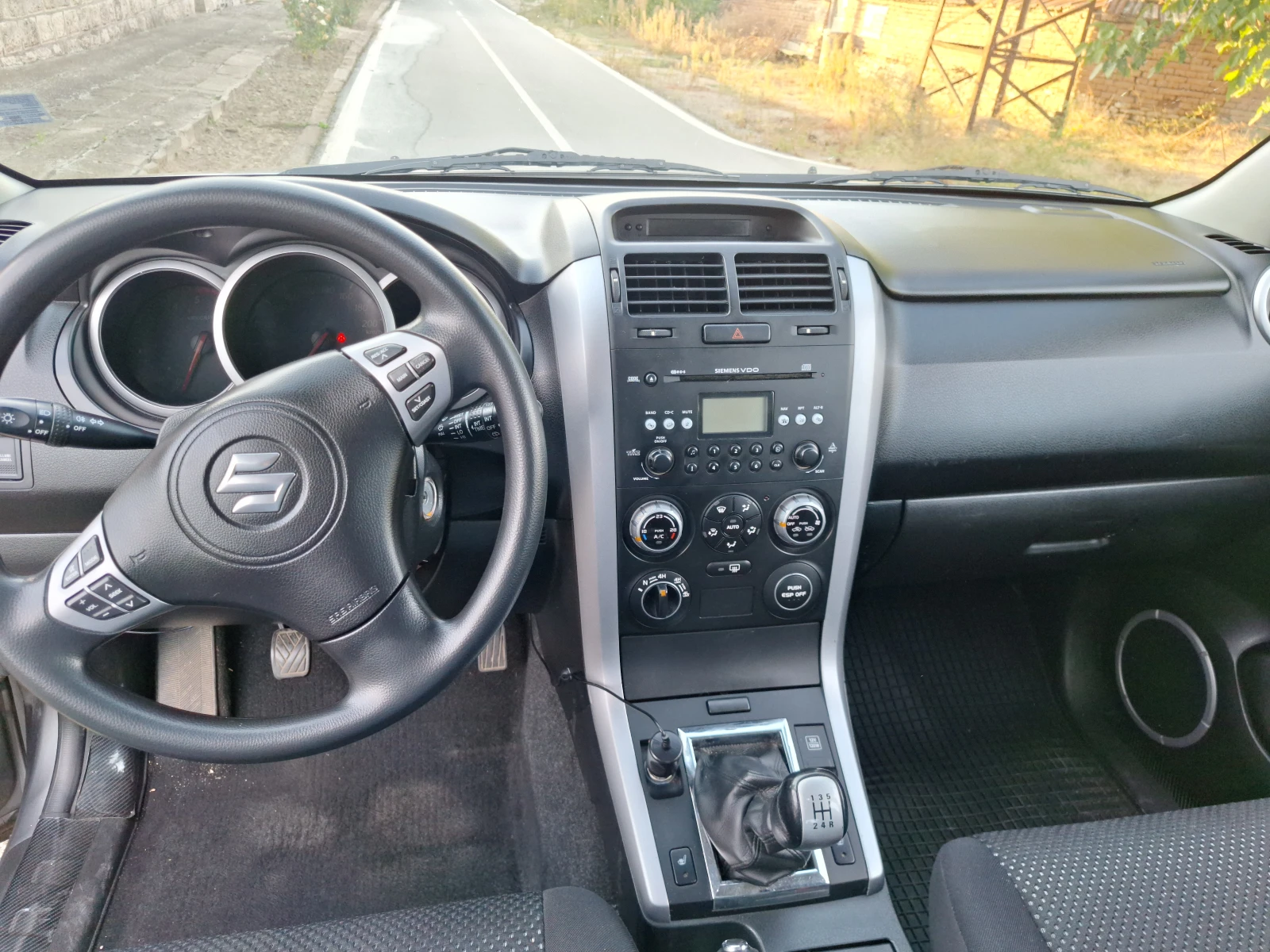 Suzuki Grand vitara, снимка 7 - Автомобили и джипове - 56552172