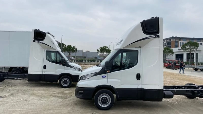 Iveco Daily 35S18 - изображение 2