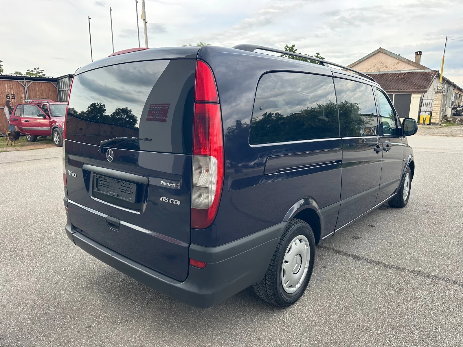 Mercedes-Benz Vito 2.2CDI 150hp 8места Long Италия, снимка 7 - Бусове и автобуси - 54610080