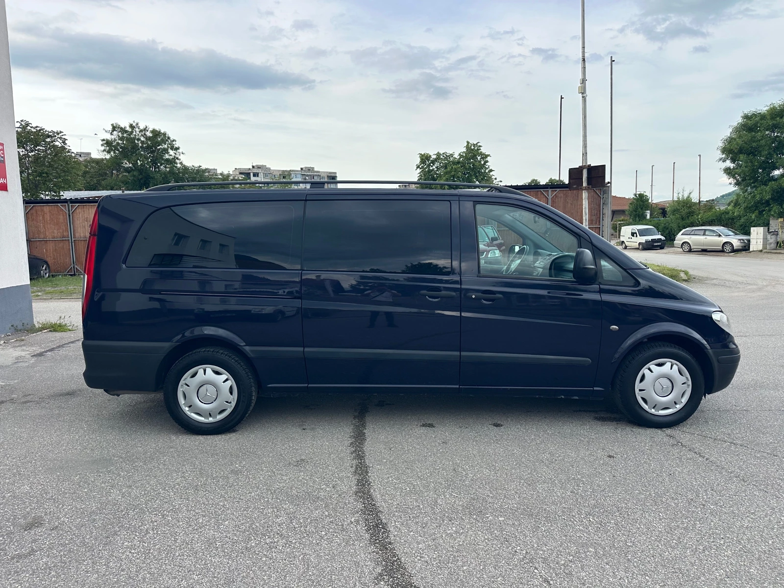 Mercedes-Benz Vito 2.2CDI 150hp 8места Long Италия, снимка 8 - Бусове и автобуси - 54610080