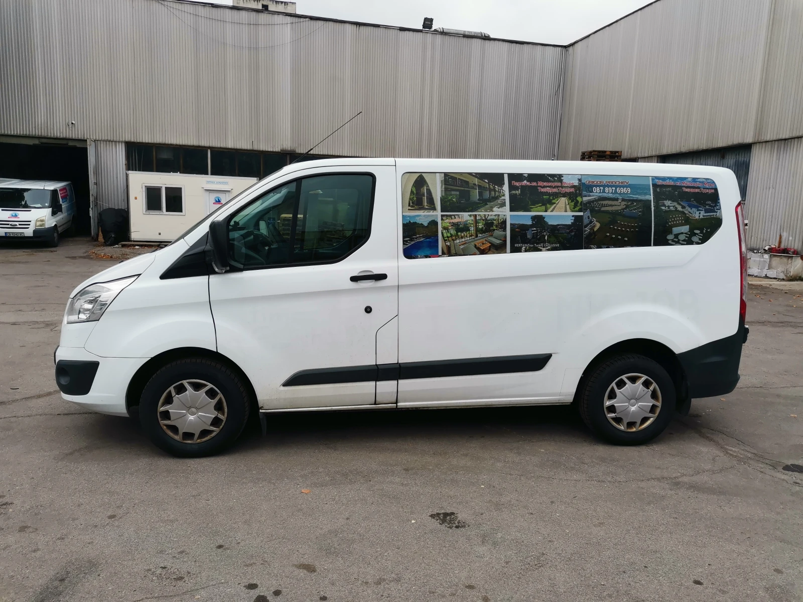 Ford Transit Custom 8+ 1, снимка 2 - Бусове и автобуси - 56680263