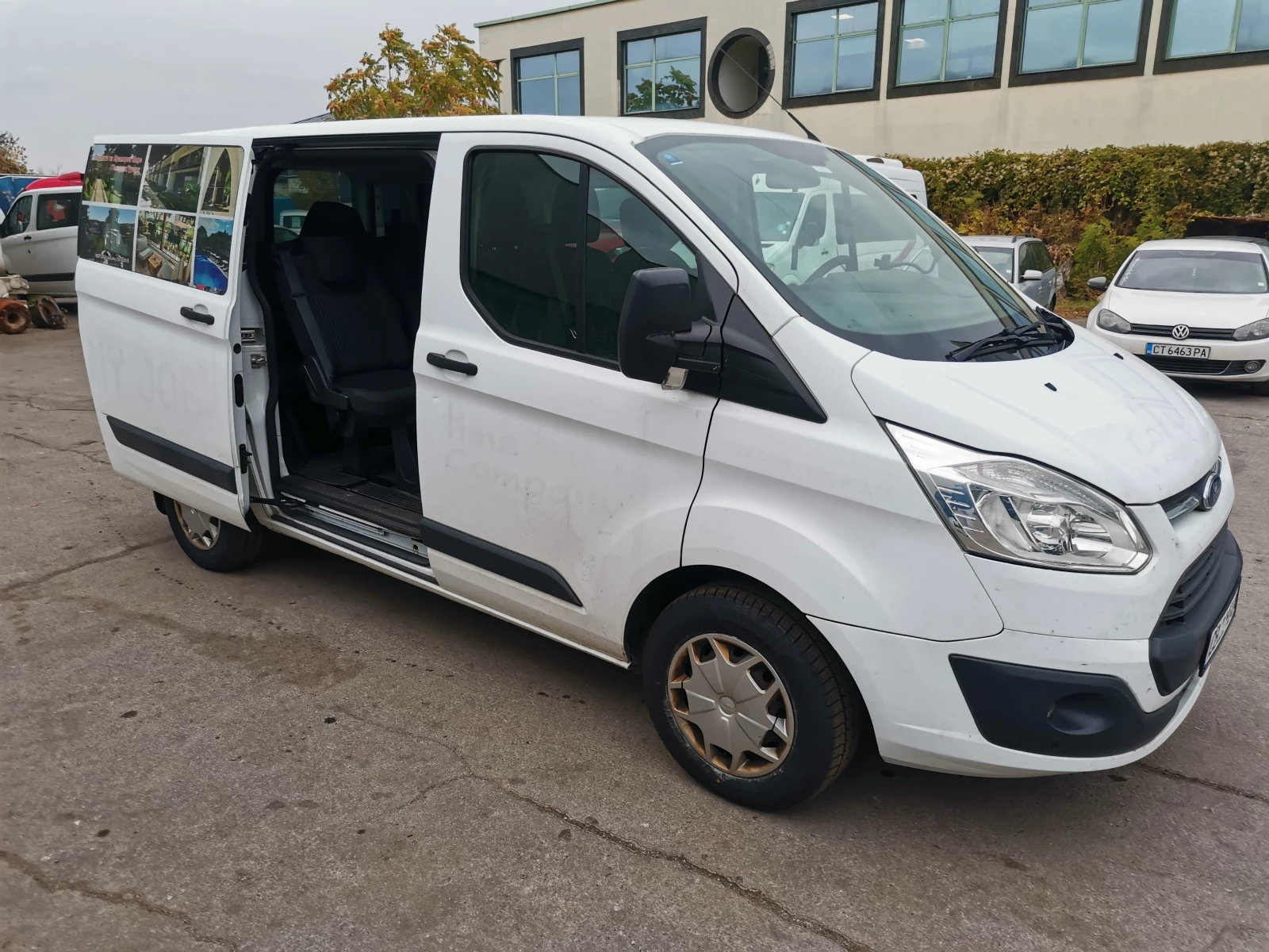 Ford Transit Custom 8+ 1, снимка 12 - Бусове и автобуси - 56680263